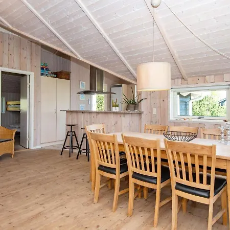 Holiday home 8 Person In *